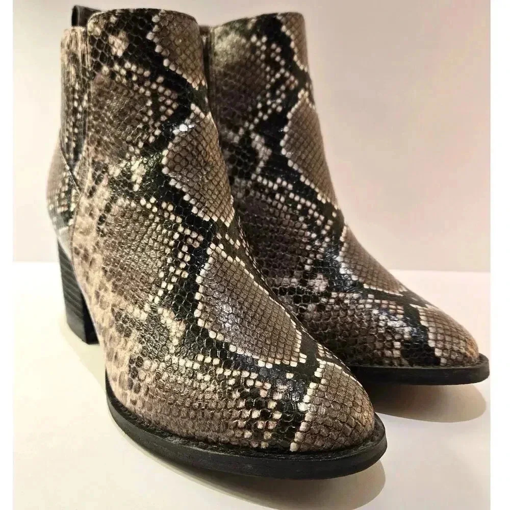 Blondo Women's Ankle Boots Snake Print Size 7.5